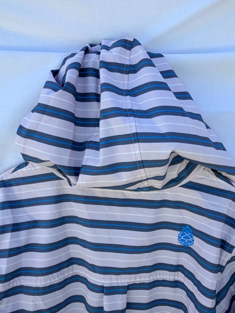 Stio Women's CFS Sun Hoodie XL White Striped UPF 50 Pullover Excellent Pre-Owned - Picture 5 of 10